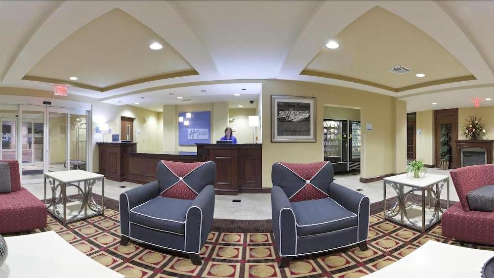 Holiday Inn Express Hotel & Suites Talladega By Ihg Exteriér fotografie