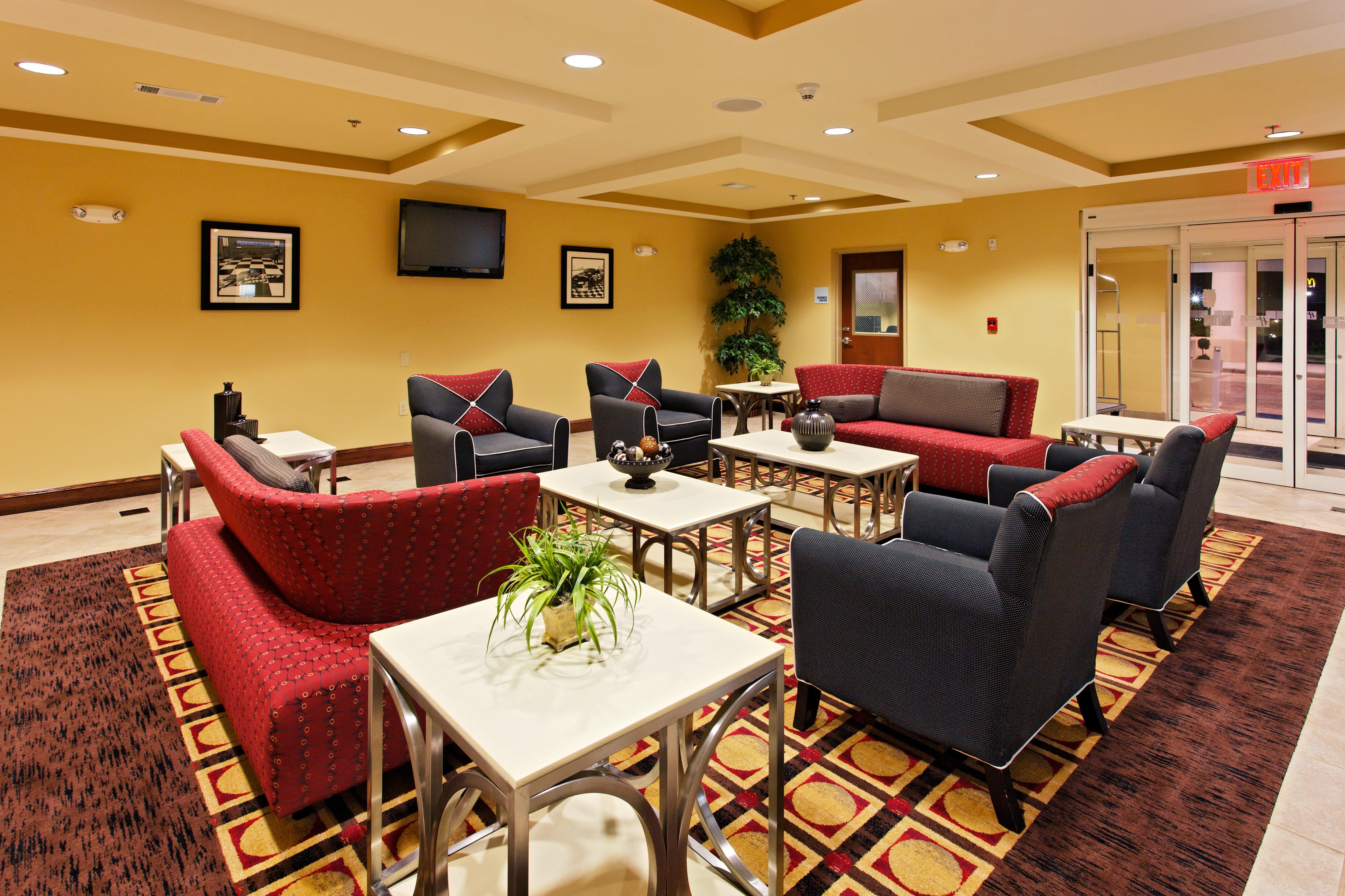 Holiday Inn Express Hotel & Suites Talladega By Ihg Exteriér fotografie