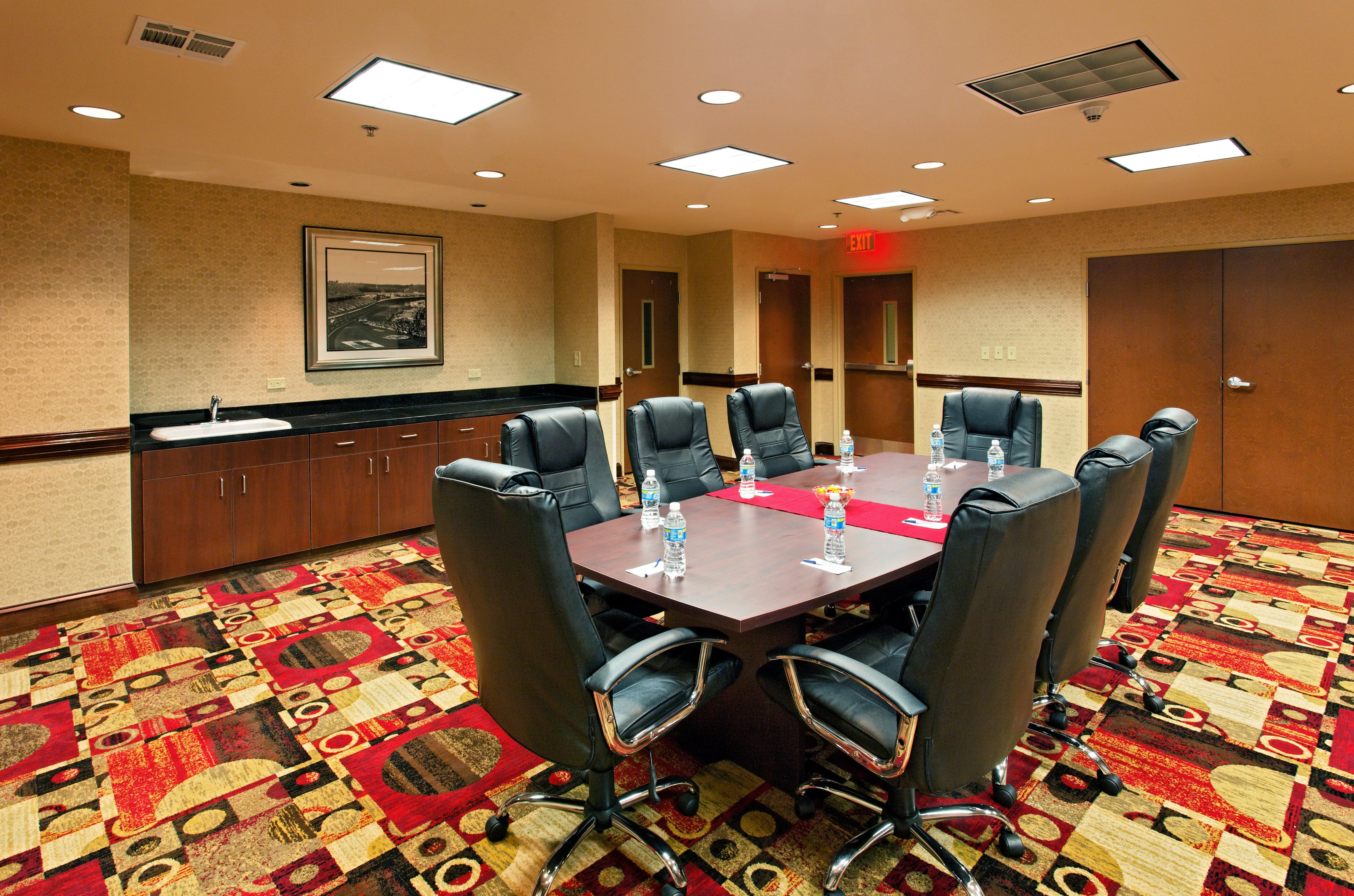 Holiday Inn Express Hotel & Suites Talladega By Ihg Exteriér fotografie