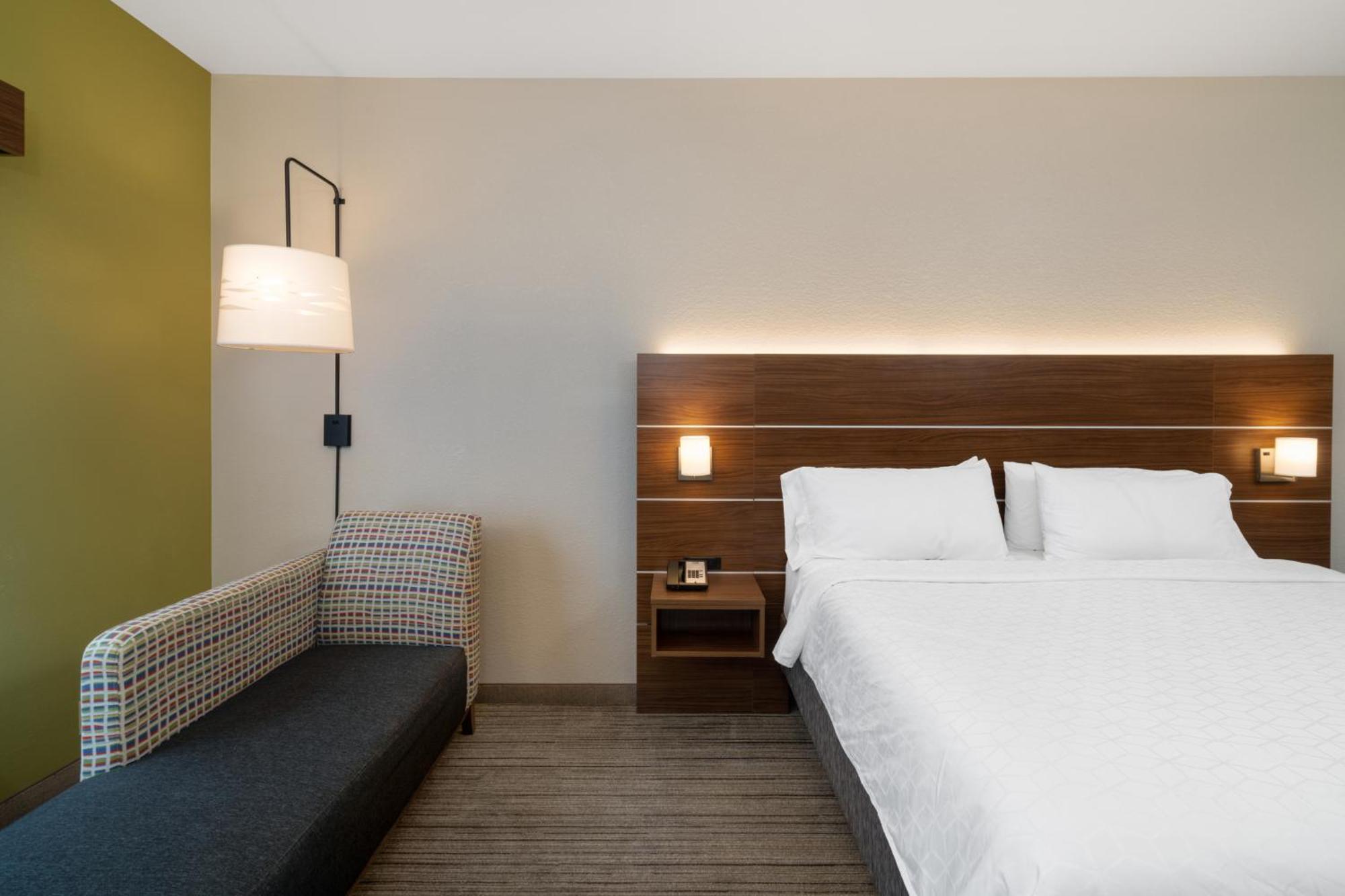 Holiday Inn Express Hotel & Suites Talladega By Ihg Exteriér fotografie